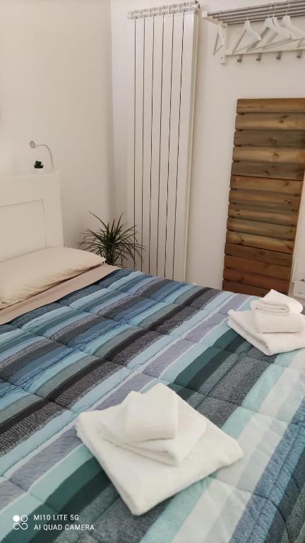 CASA SAVENA room 2